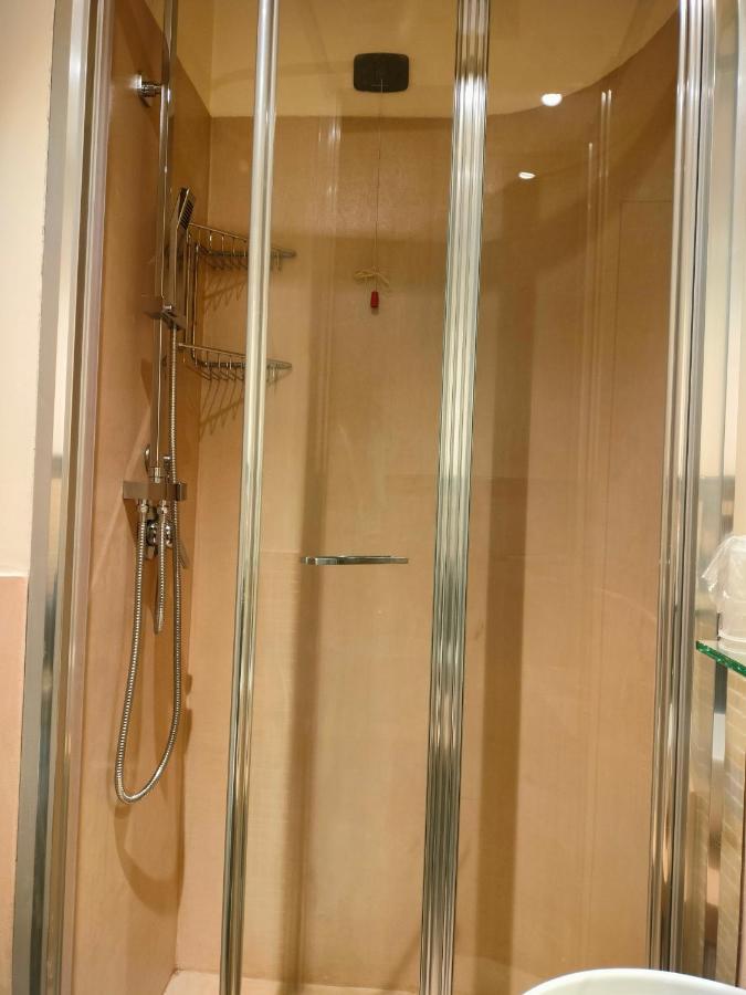 Double or Twin Room Sea View